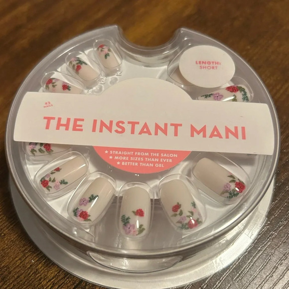 The Instant Mani Other - Floral press-on nails